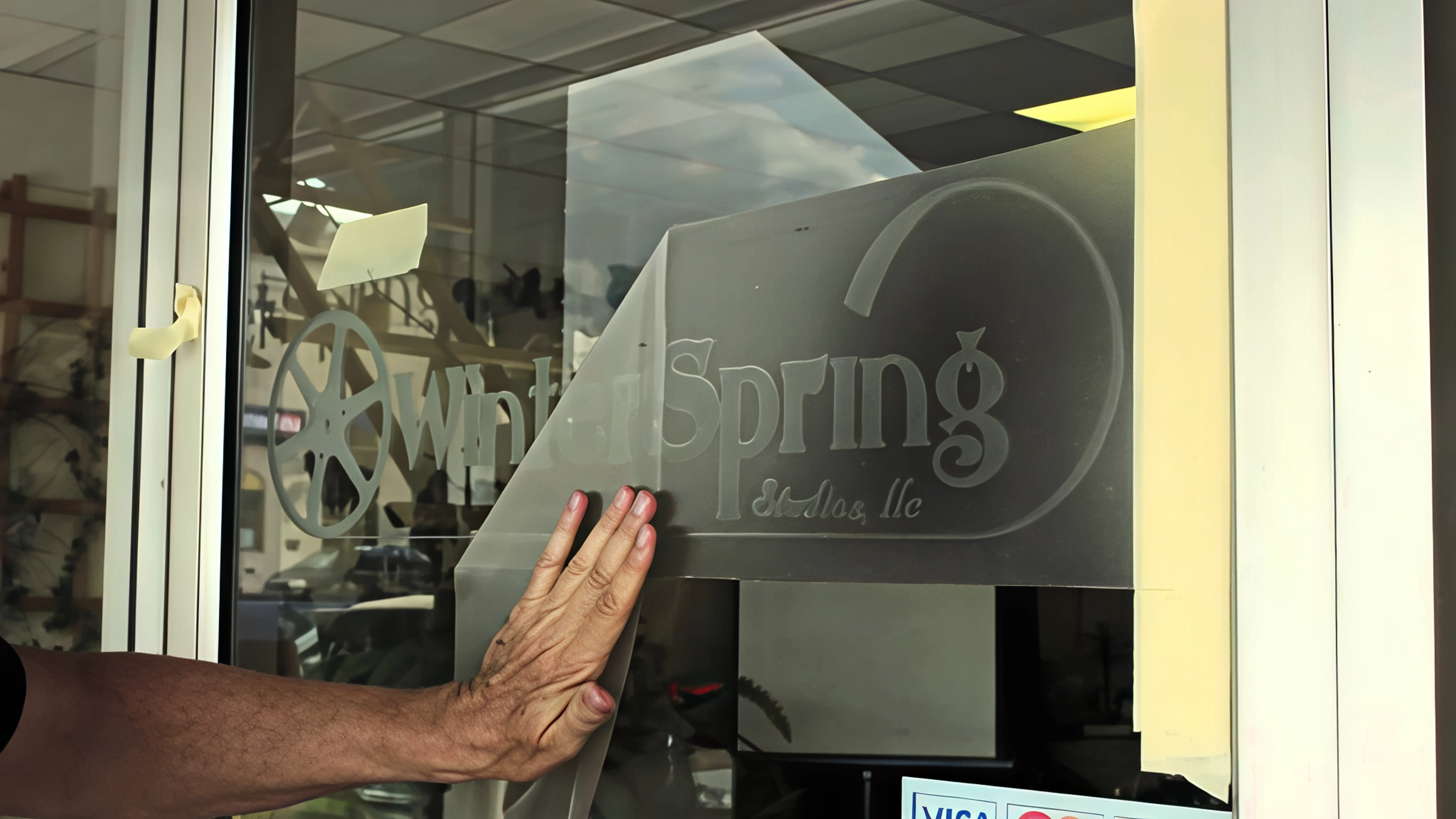 AppliTek™ AT45G – Clear Medium-Tack Application Tape on Liner